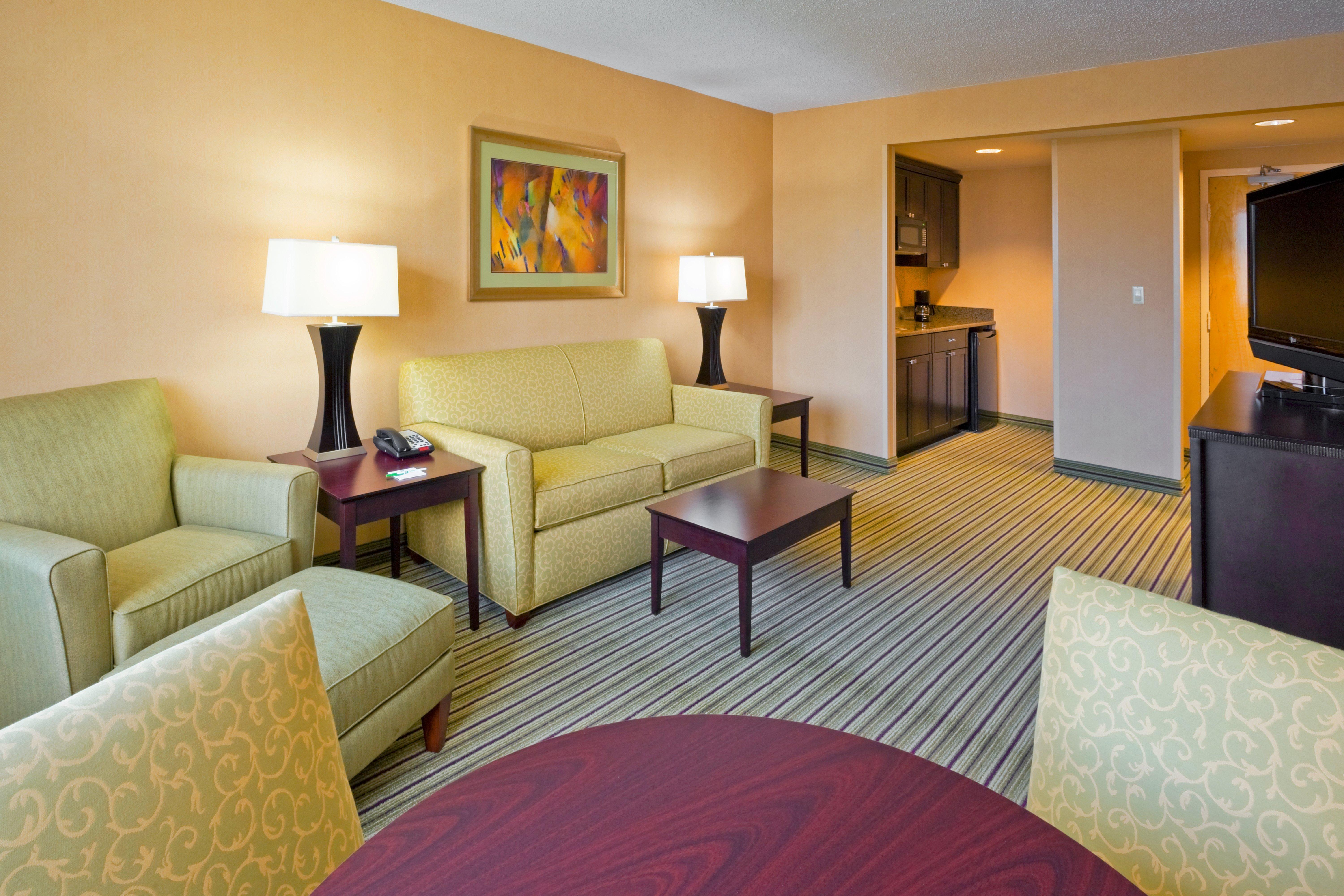 Holiday Inn & Suites Parsippany Fairfield, An Ihg Hotel Екстериор снимка