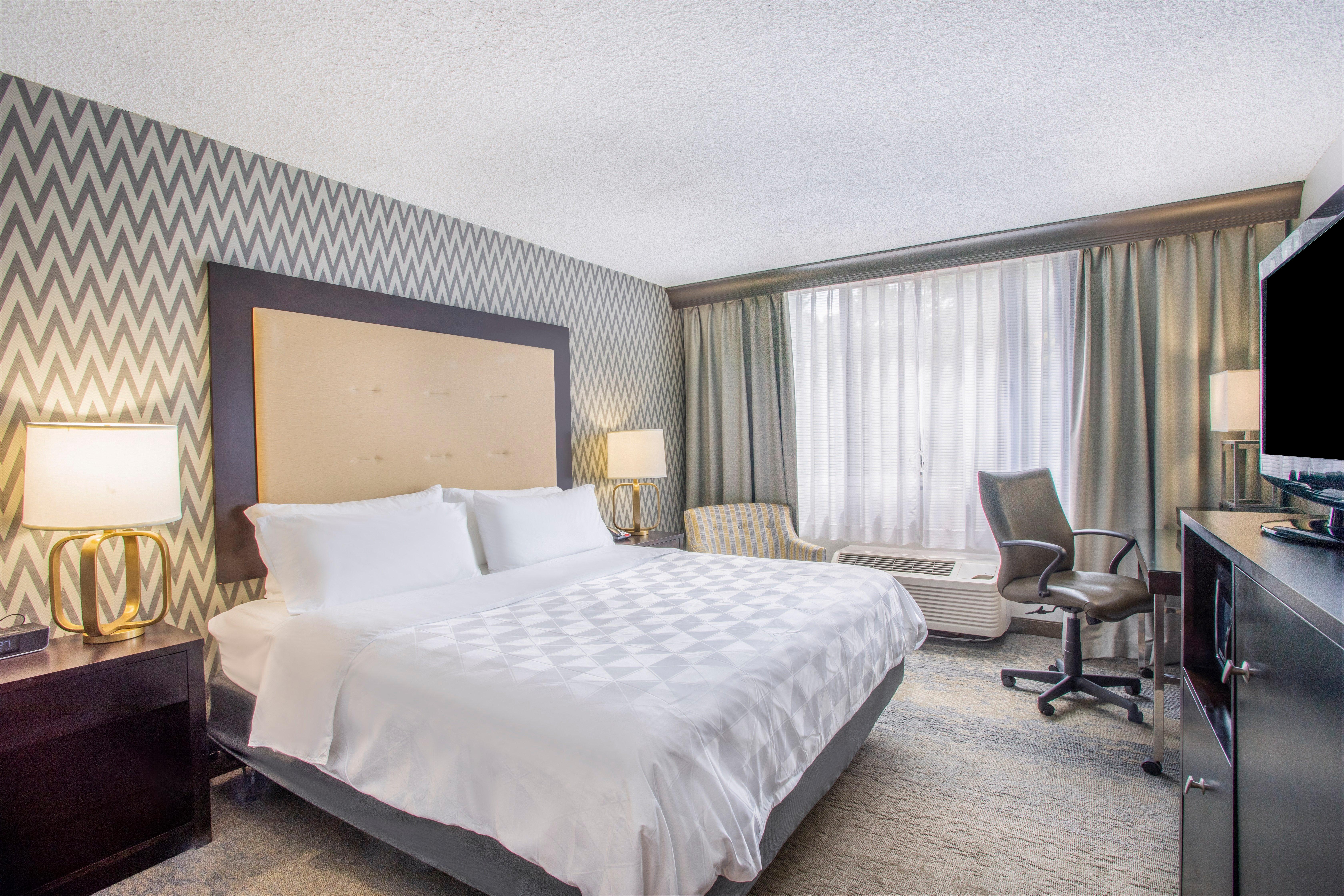 Holiday Inn & Suites Parsippany Fairfield By Ihg Екстериор снимка