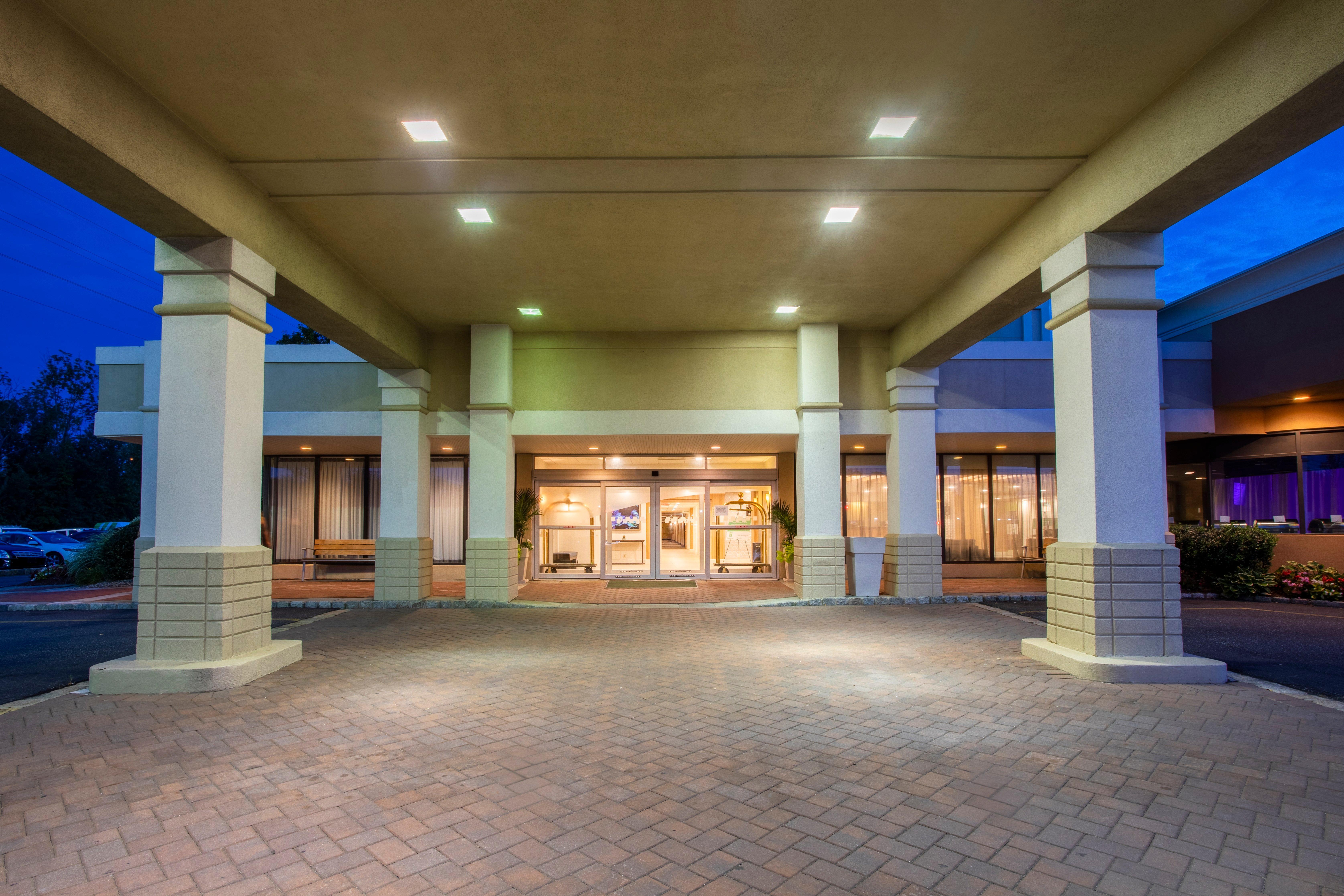 Holiday Inn & Suites Parsippany Fairfield By Ihg Екстериор снимка