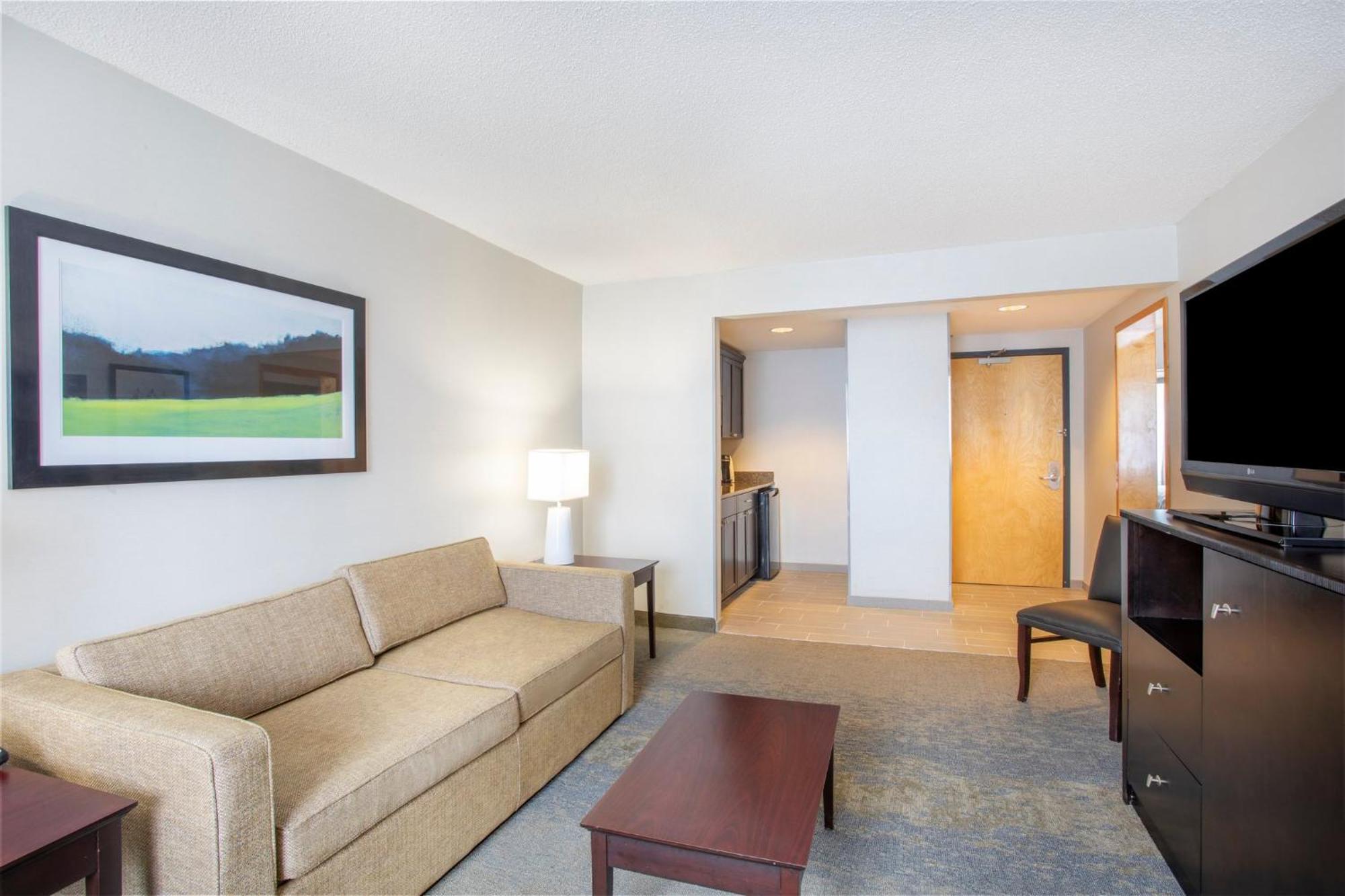 Holiday Inn & Suites Parsippany Fairfield By Ihg Екстериор снимка