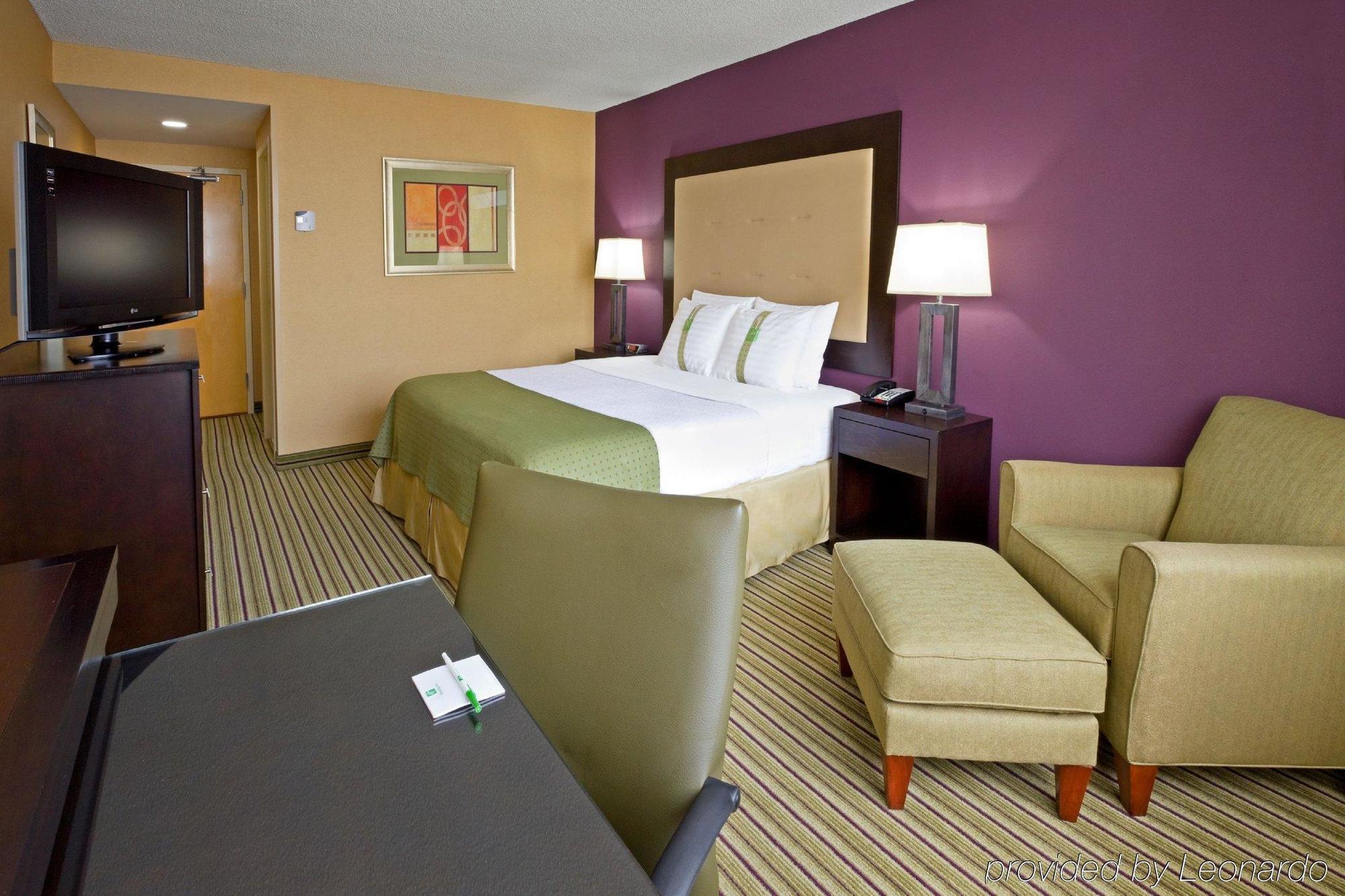 Holiday Inn & Suites Parsippany Fairfield By Ihg Екстериор снимка