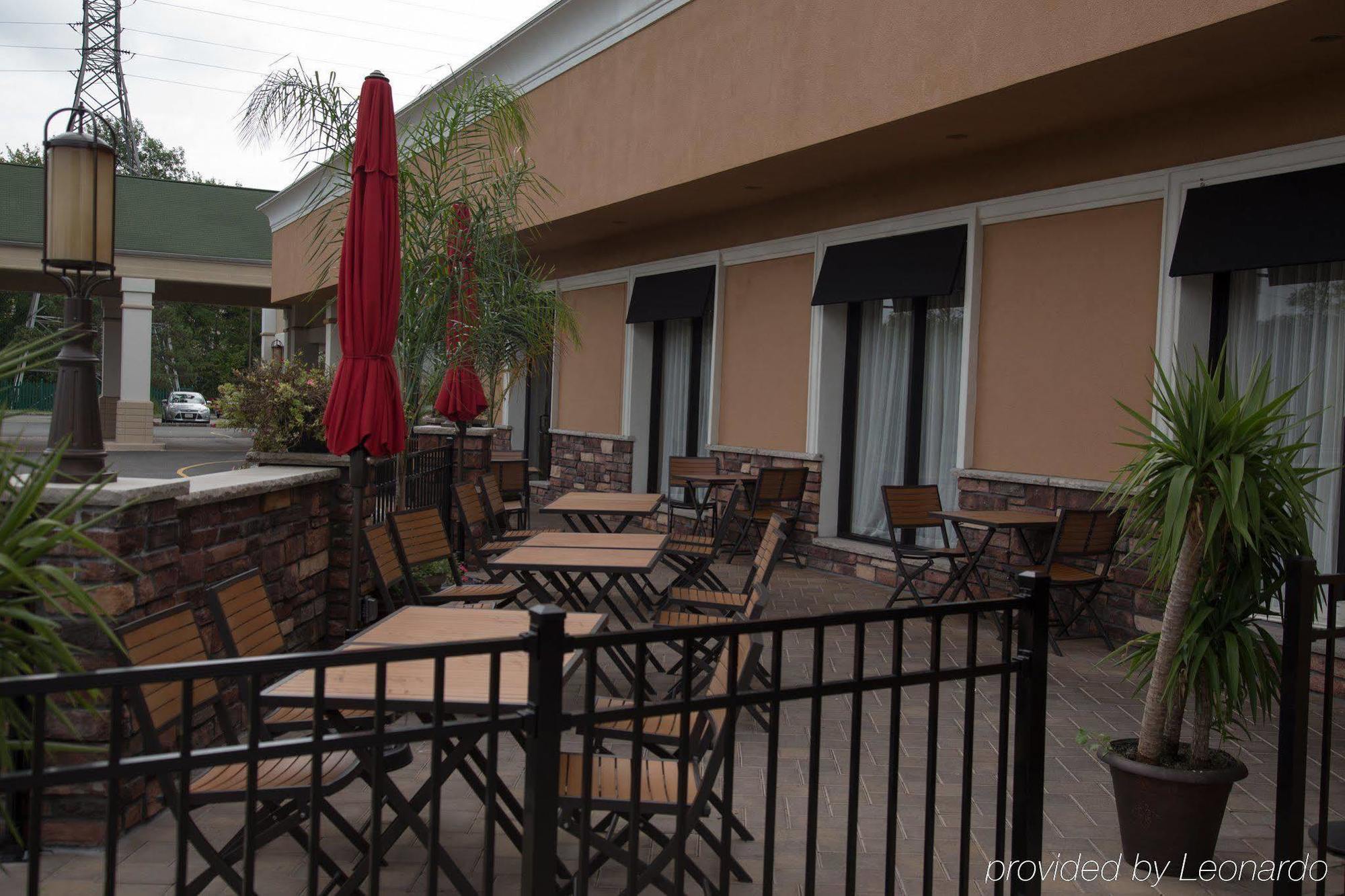 Holiday Inn & Suites Parsippany Fairfield By Ihg Екстериор снимка