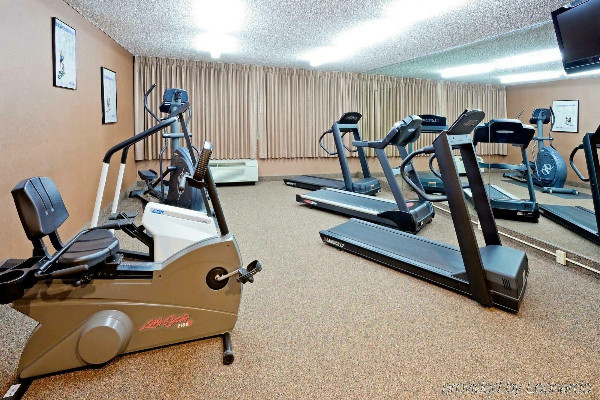 Holiday Inn & Suites Parsippany Fairfield By Ihg Екстериор снимка